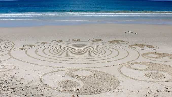 yin-yang-strand-beach